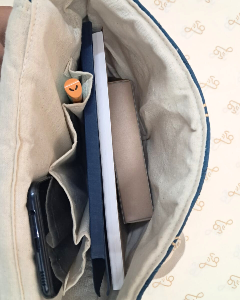 Bag: Silk Om Print In Assorted Colours - Messenger Bag